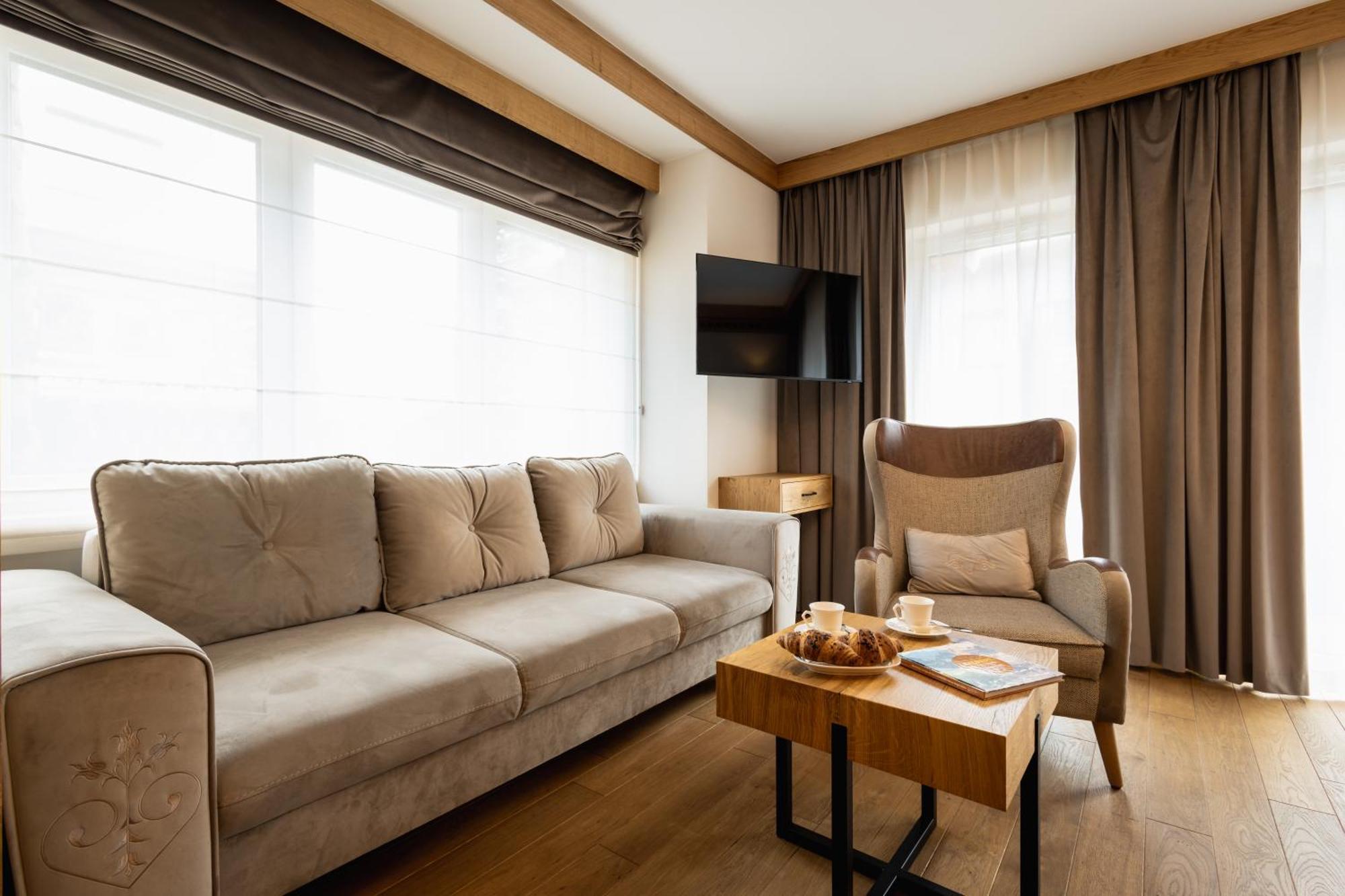 زاكوباني Aparthotel Merynos المظهر الخارجي الصورة
